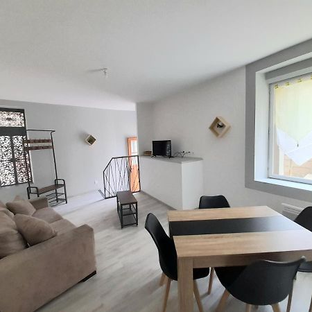 Le Travers Lägenhet Joigny Exteriör bild